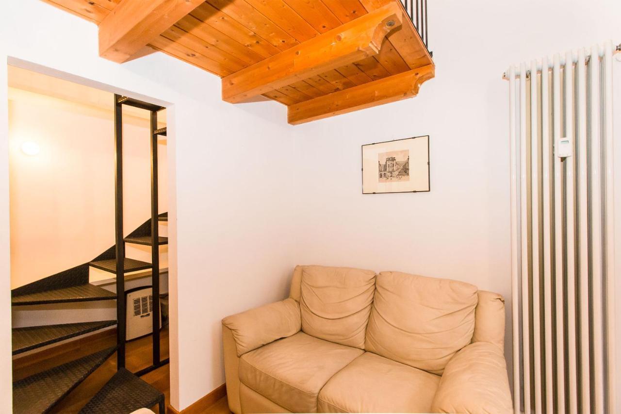 Porta Susa & Roomy Flat *